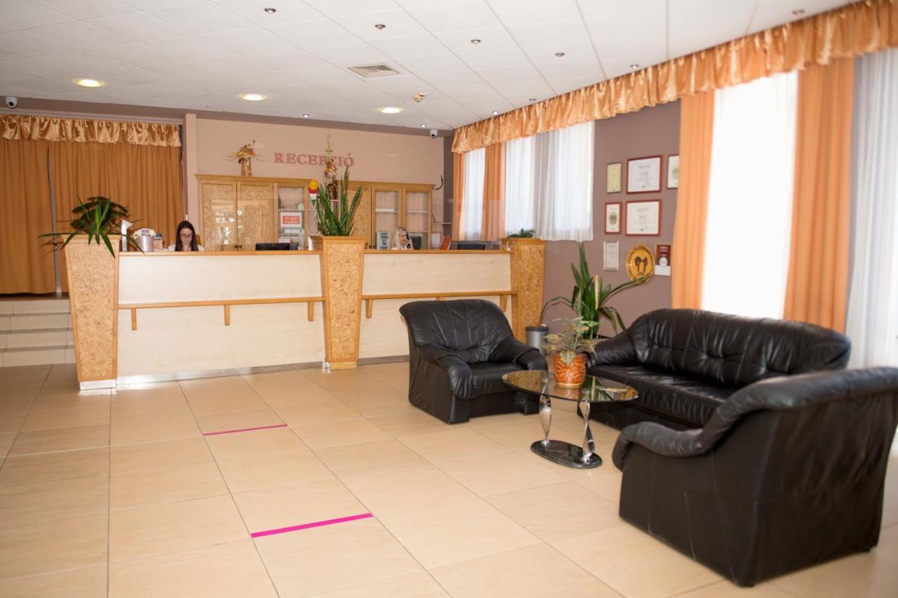 Martfu Hotel Thermal Spa Exterior photo